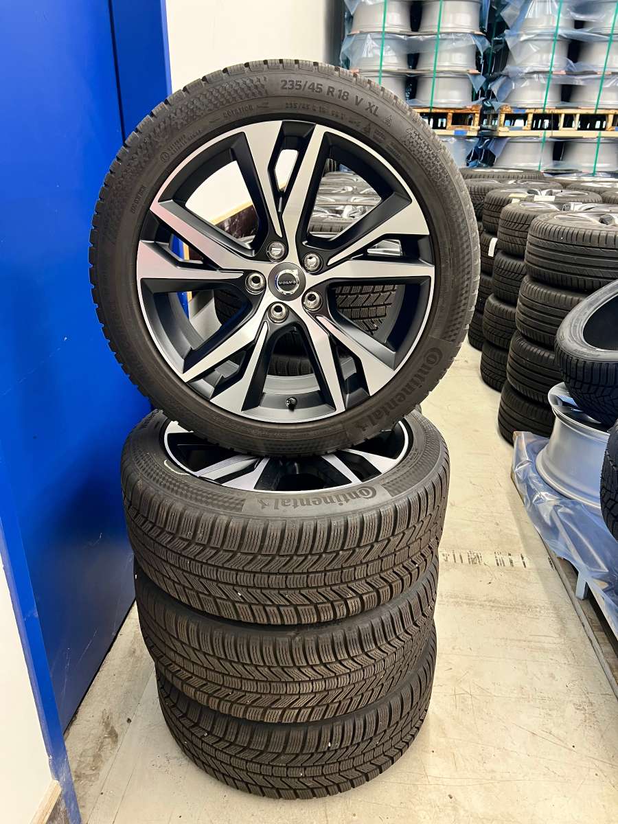 Original Volvo V60 S60 18 Zoll Winter Kompletträder 8x18 ET42 31471482 Continental 235/45 R18 #5031