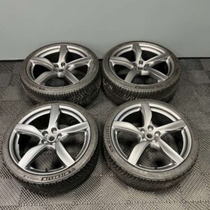 Original Ferrari Purosangue 22 23 Zoll Winter Kompletträder 9x22 11x23 983055 983056 Michelin 255/35 315/30 NEU Grau AKTION!