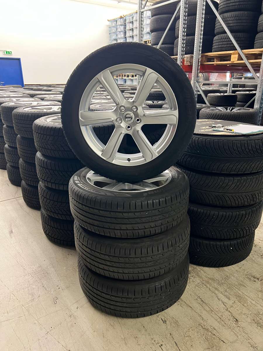 Original Volvo XC90 II 19 Zoll Sommer Kompletträder 8x19 ET42,5 31423021 Hankook 235/55 R19 #5027