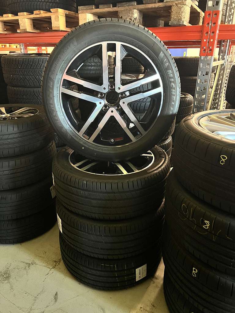 Original Mercedes Benz GLA H247 GLB X247 W247 19 Zoll Sommer Kompletträder 7,5x19 ET53 A2474013900 Michelin 235/50 R19 RDC #32