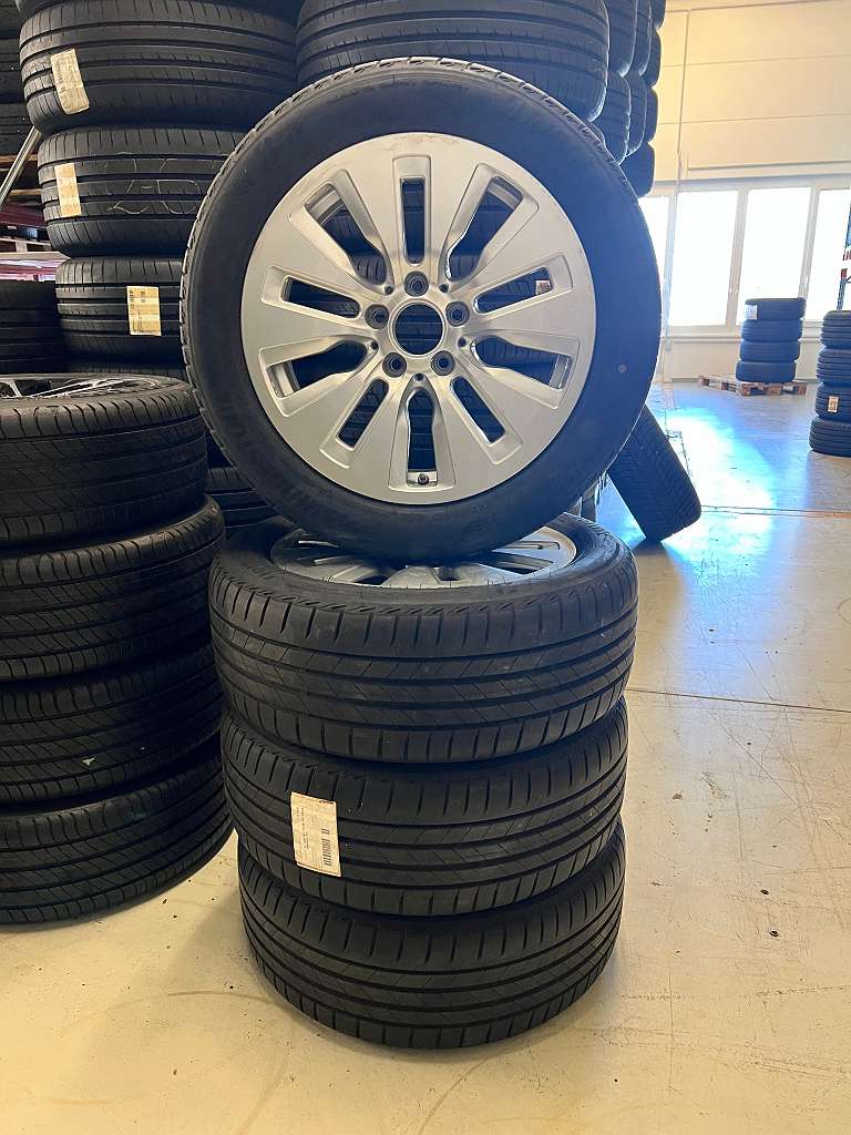 Original Mercedes Benz C Klasse W206 17 Zoll Sommer Kompletträder 7x17 ET44,5 A2064017000 Bridgestone 225/50 R17 RDC #162