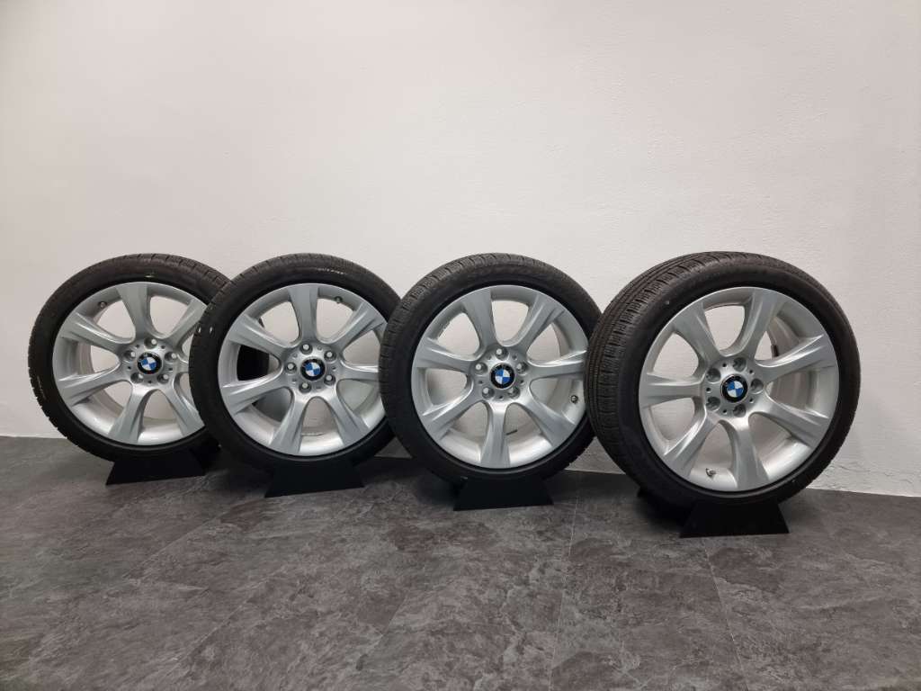 Original Bmw 3er F30 18 Zoll BMW Alufelge Sternspeiche 396 reflexsilber 8J x 18 ET 34 Vorderachse / Hinterachse 3er F30 F31 F34 4er F32 F33 F36 mit 225/45 R18 Pirelli Bereifung - 6796246