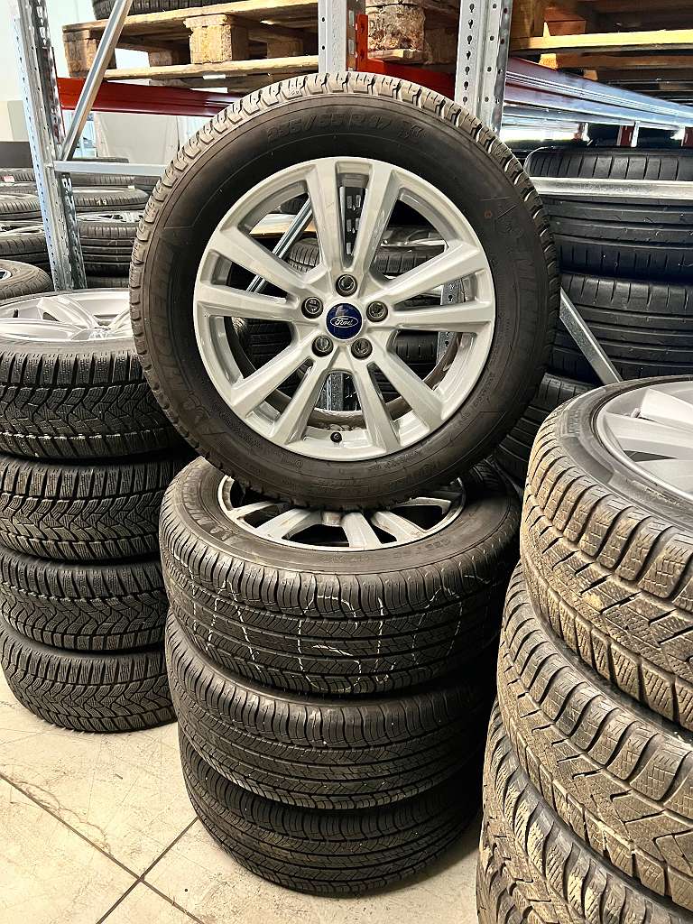 Original Ford Kuga 17 Zoll Sommer Kompletträder 7,5x17 ET52,5 GJ5C1007B1A Michelin 235/55 R17 #44