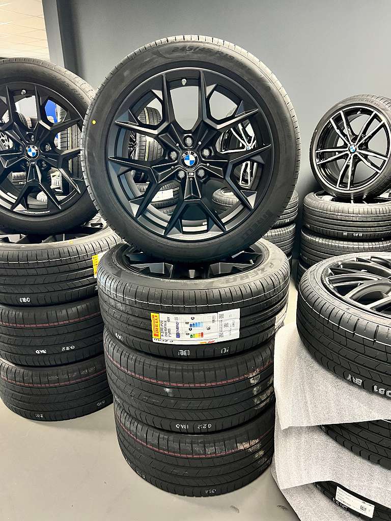Original Bmw 5er G60 G61 i5 G60 G61 Styling 942 M 19 Zoll Sommer Kompletträder 5A324F4 Pirelli RDC Aktion