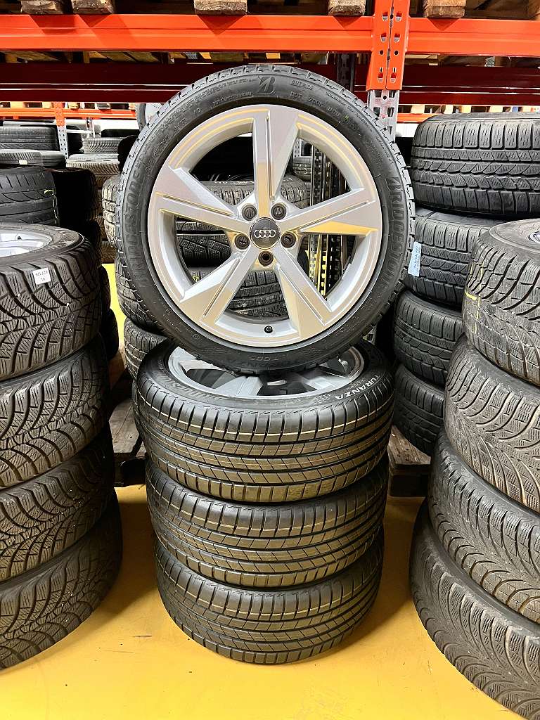 Original Audi A1 GB 17 Zoll Sommer Kompletträder 7,5x17 ET46 82A601025G Bridgestone 215/45 R17 #111